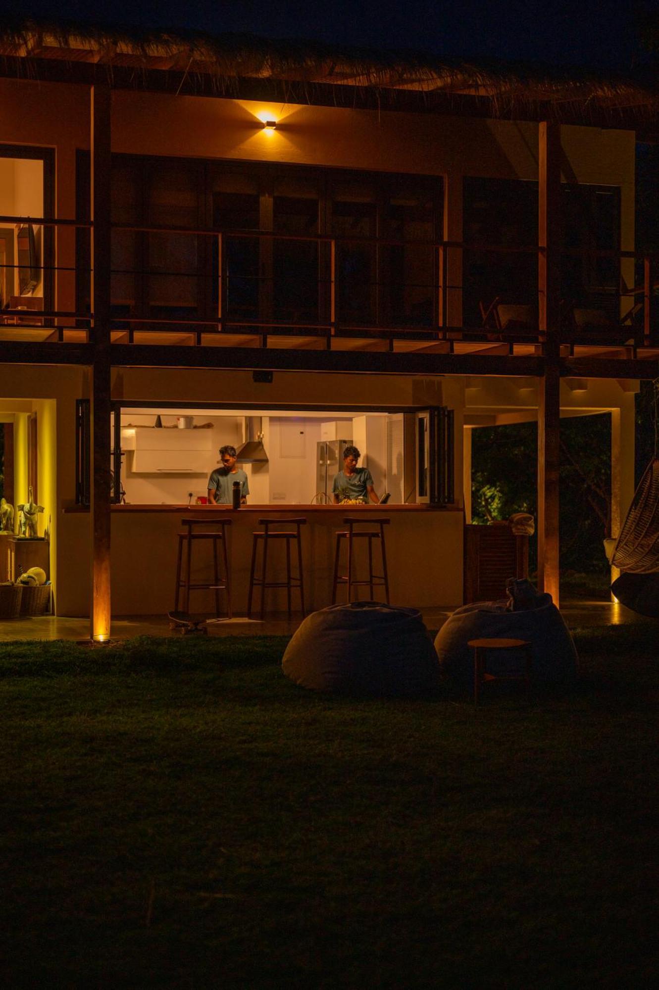 Niketh Villa Komari Arugambay ภายนอก รูปภาพ