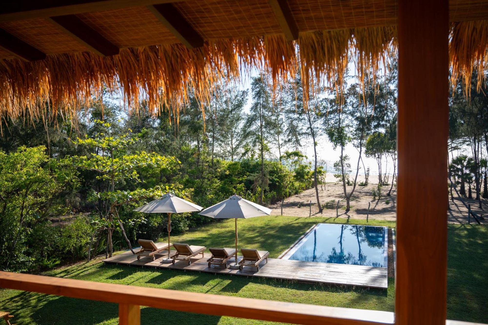 Niketh Villa Komari Arugambay ภายนอก รูปภาพ