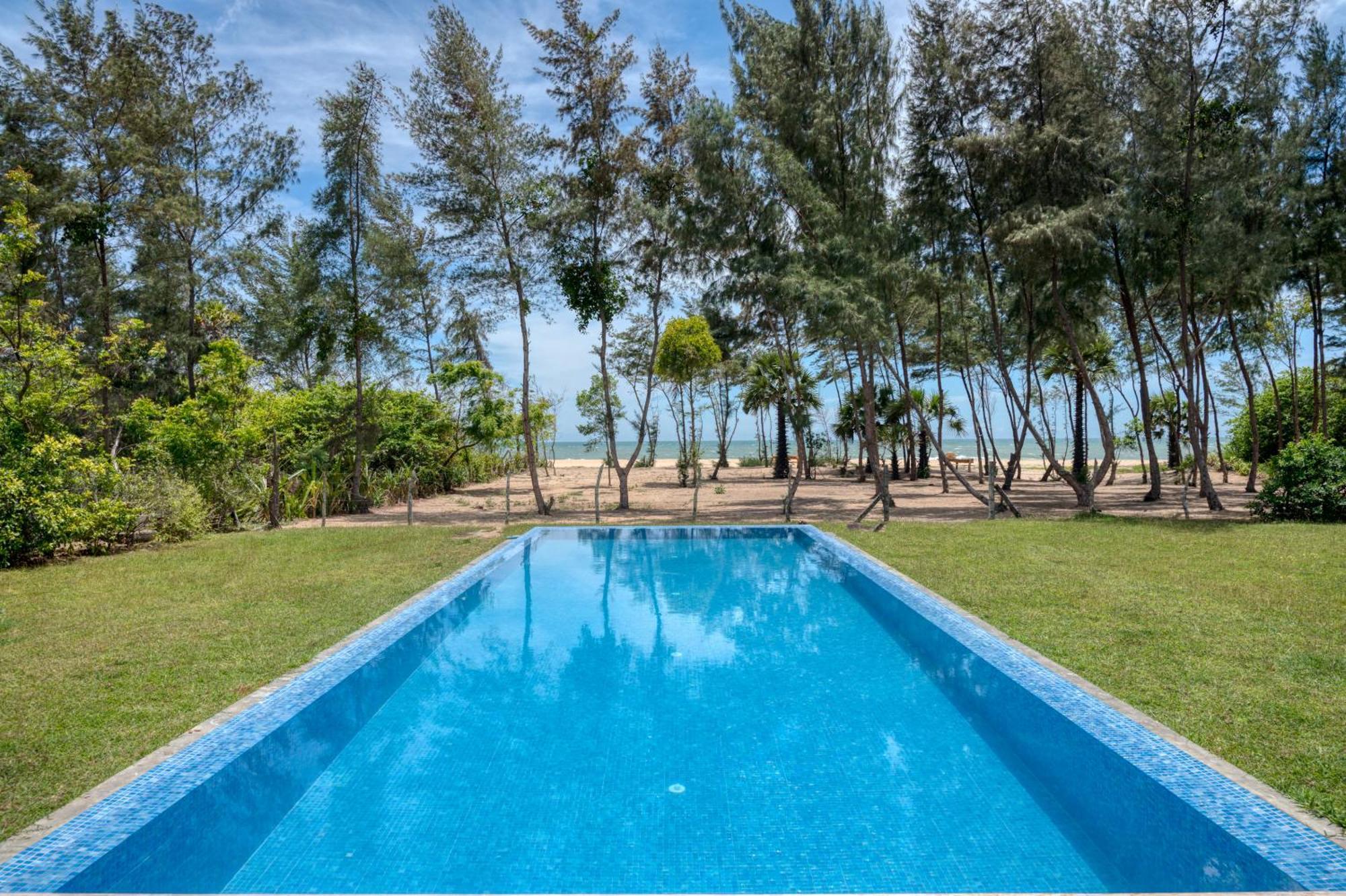 Niketh Villa Komari Arugambay ภายนอก รูปภาพ