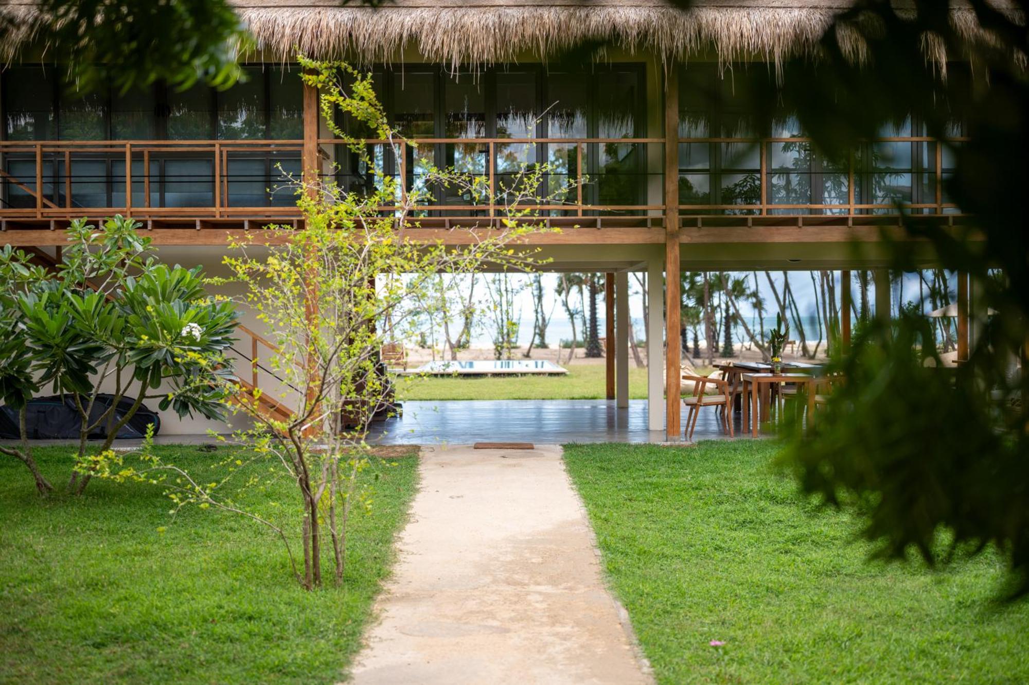 Niketh Villa Komari Arugambay ภายนอก รูปภาพ