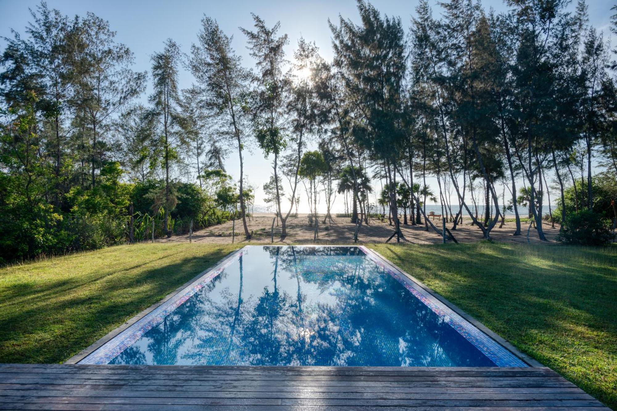 Niketh Villa Komari Arugambay ภายนอก รูปภาพ