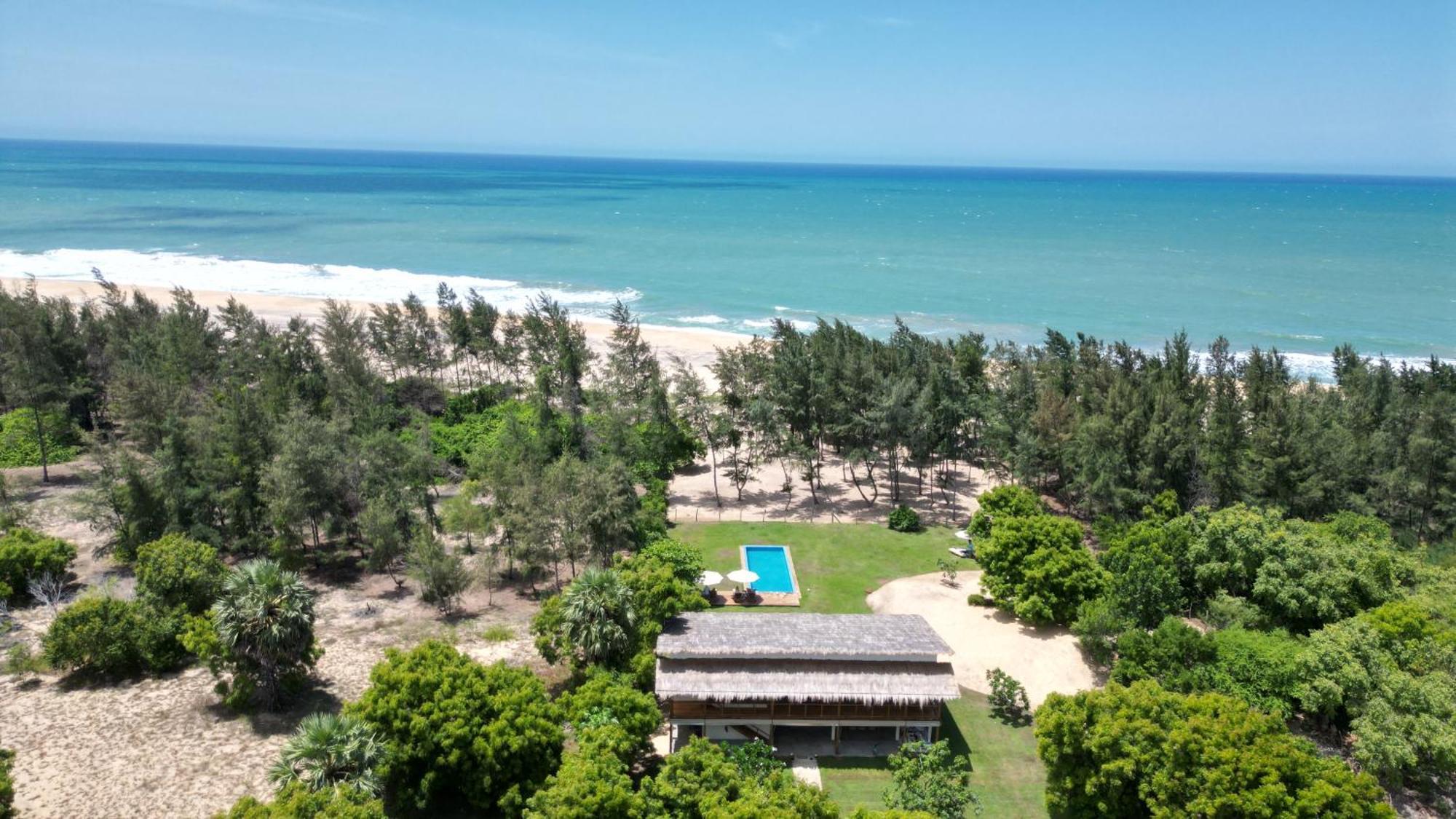 Niketh Villa Komari Arugambay ภายนอก รูปภาพ